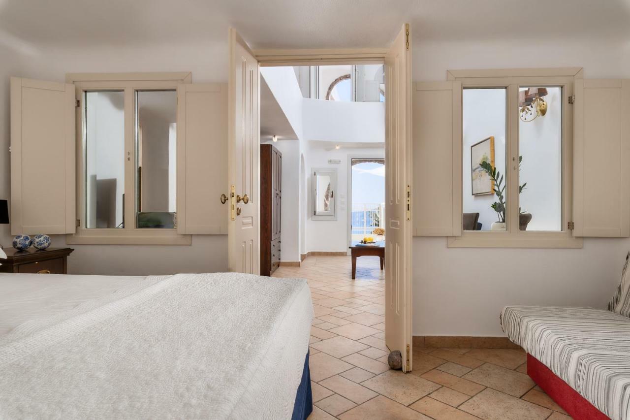 Mirabo Villas (Adults Only) Φηροστεφάνι Εξωτερικό φωτογραφία